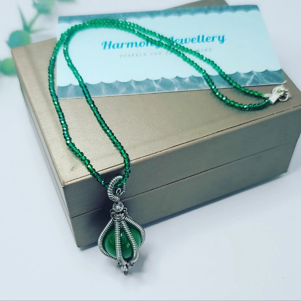 Quartz necklace 2 mm